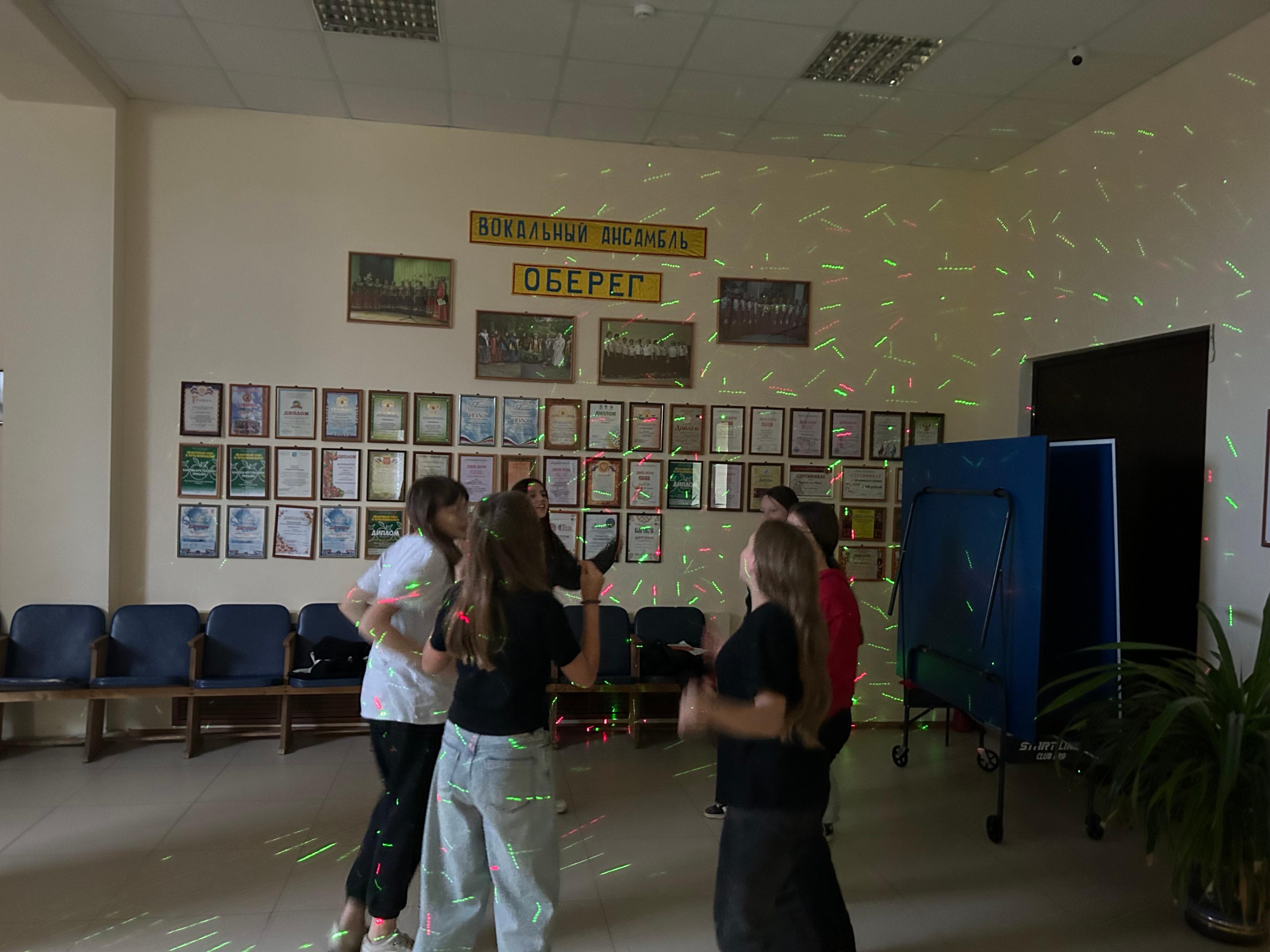 «Музыкальная шкатулка» дискотека