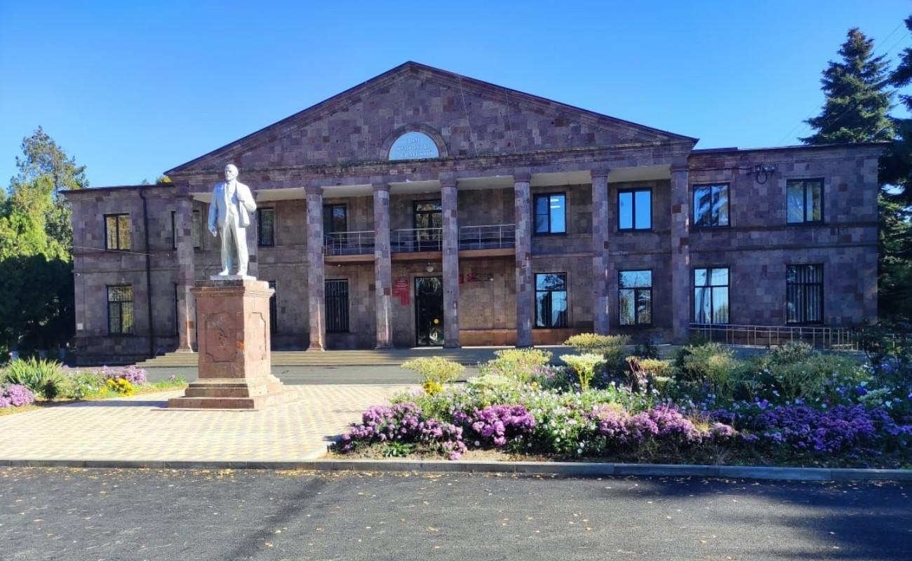 Братская сельская библиотека