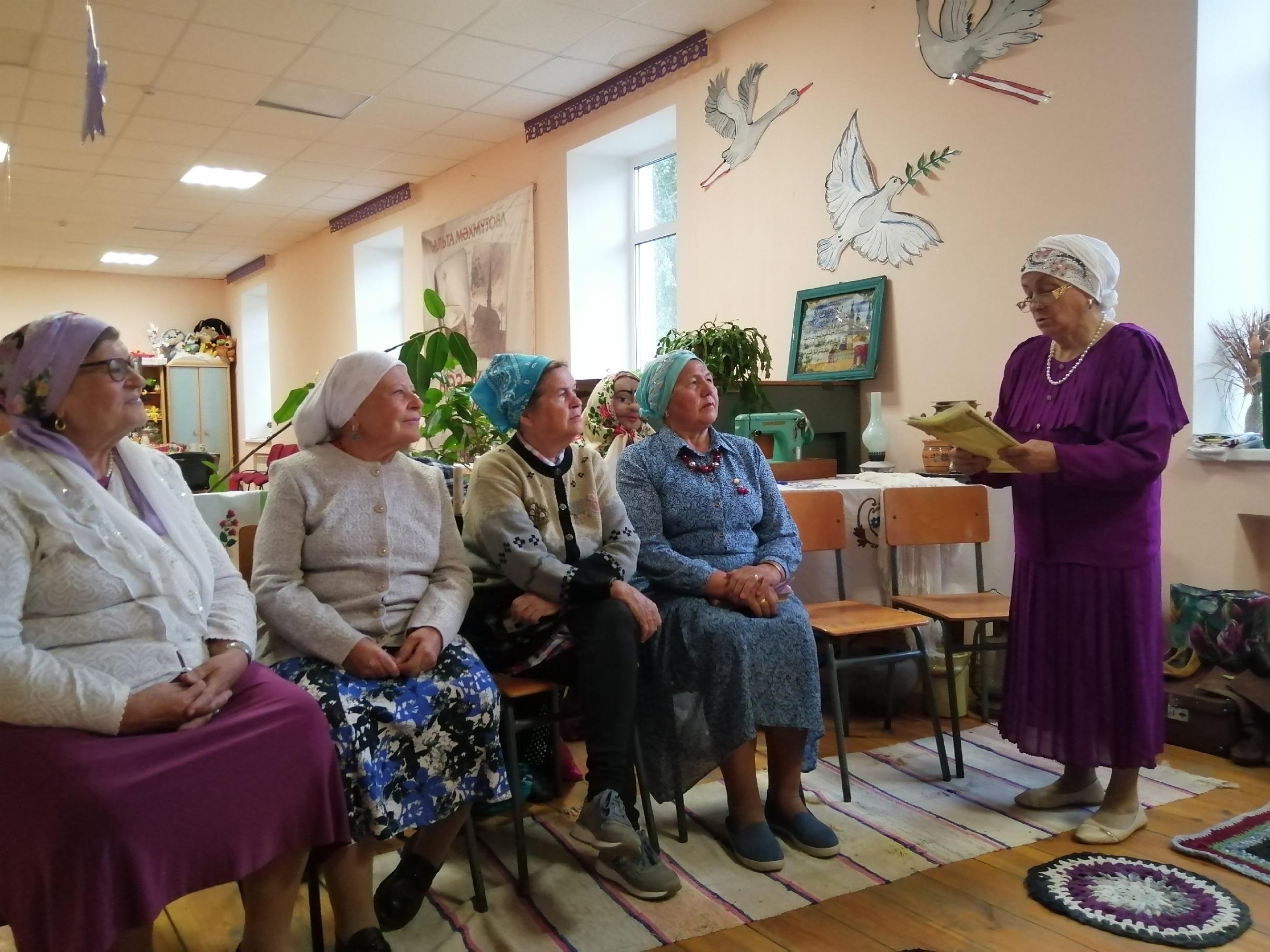 Тематический вечер для взрослых «Незабываемые мелодии»