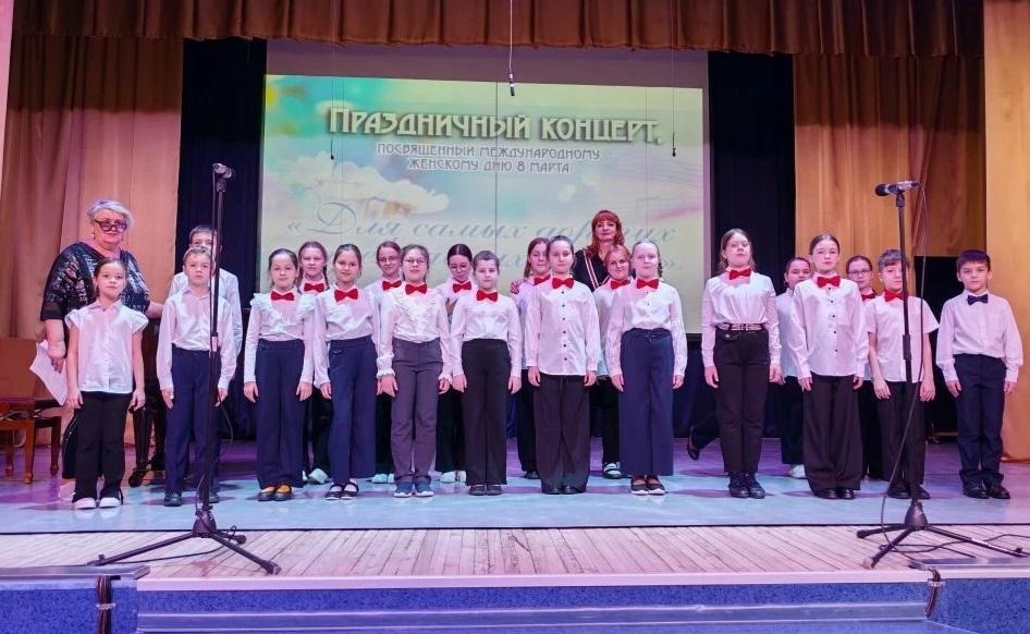 Концерт музыкального и хорового отделений «А музыка весной дышала»