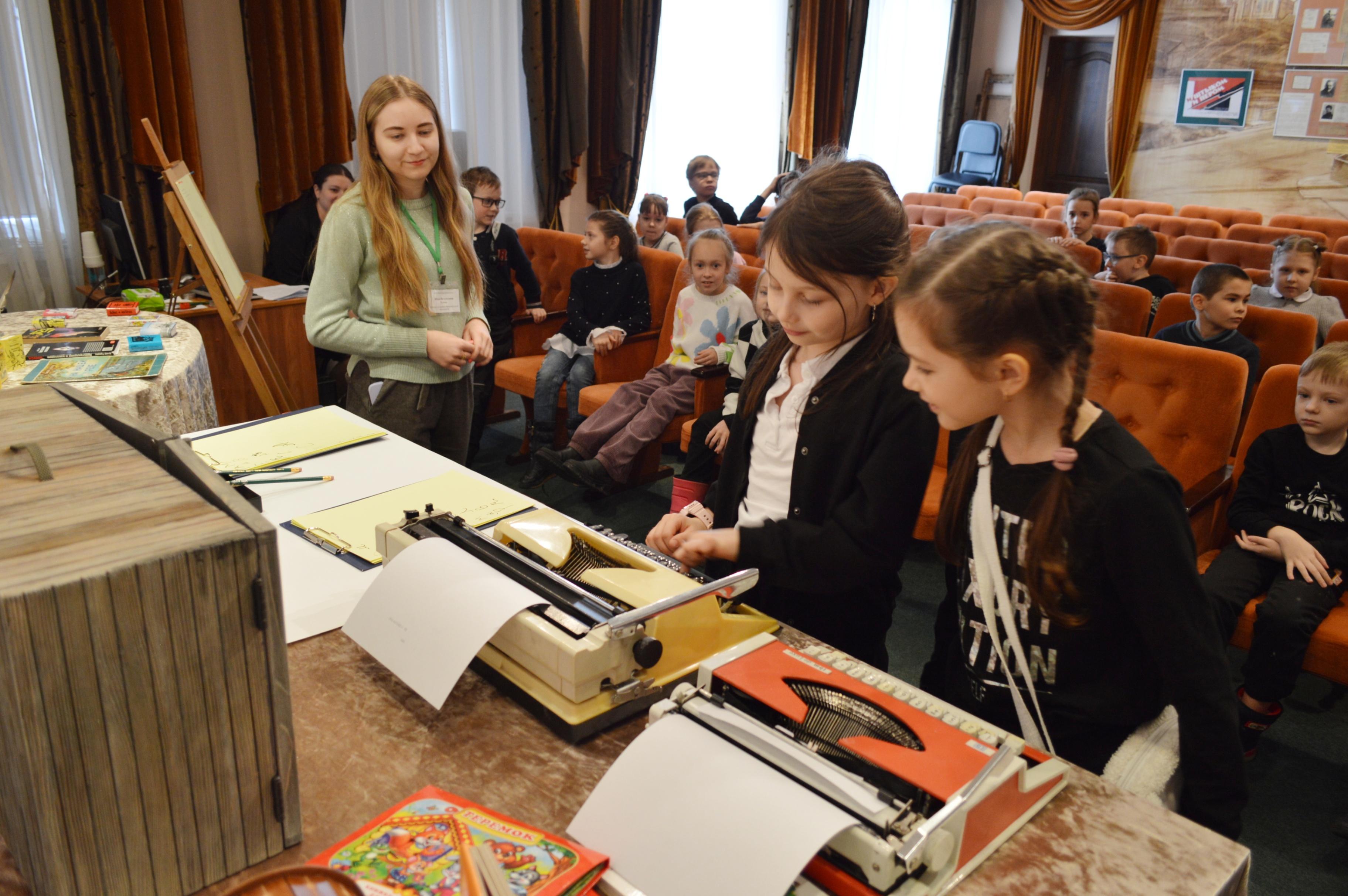 Литературно-познавательная программа «Что читали дети в прошлом веке?»