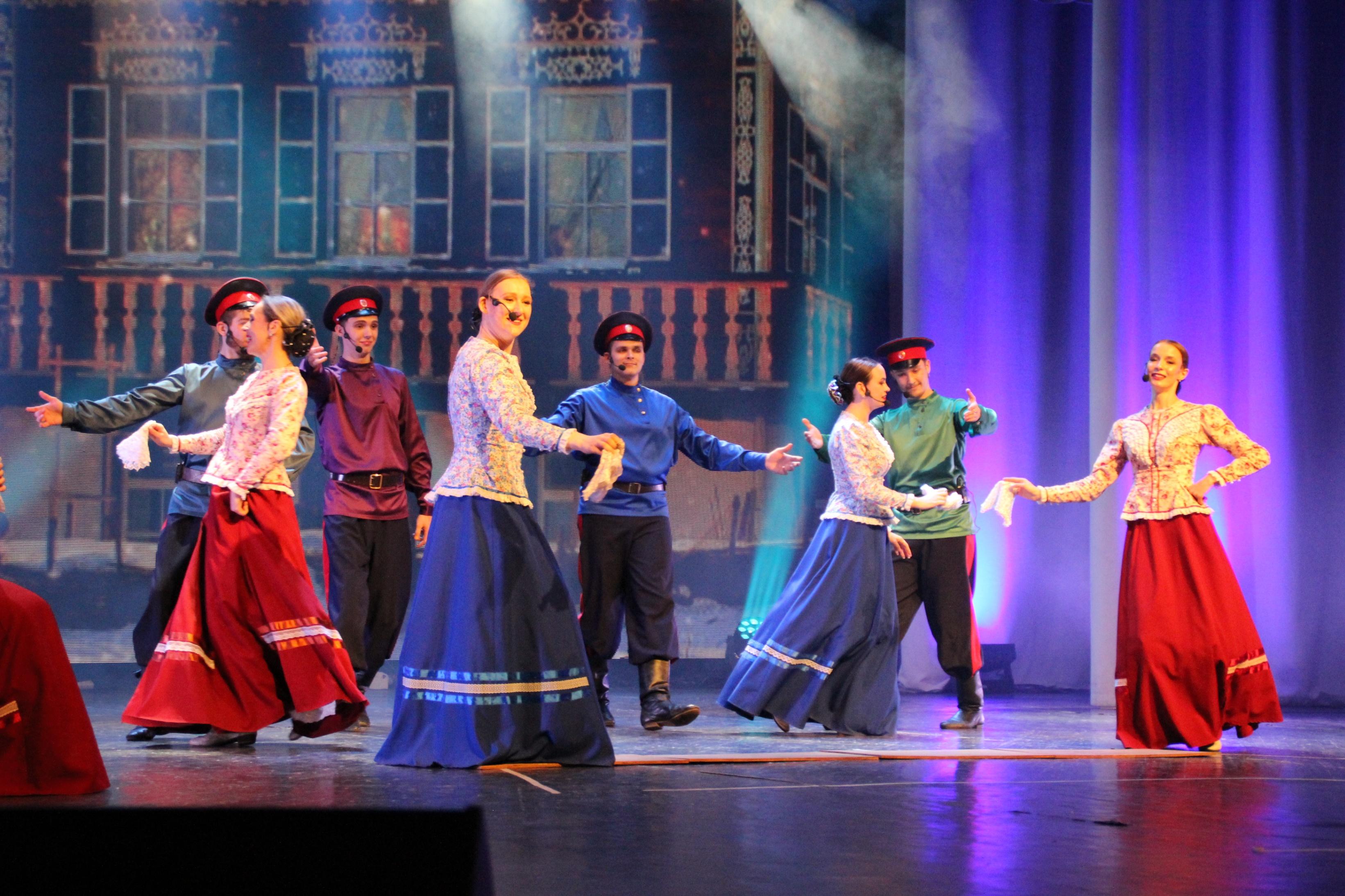 Концерт «Как на Дону казаки Новый год встречали»