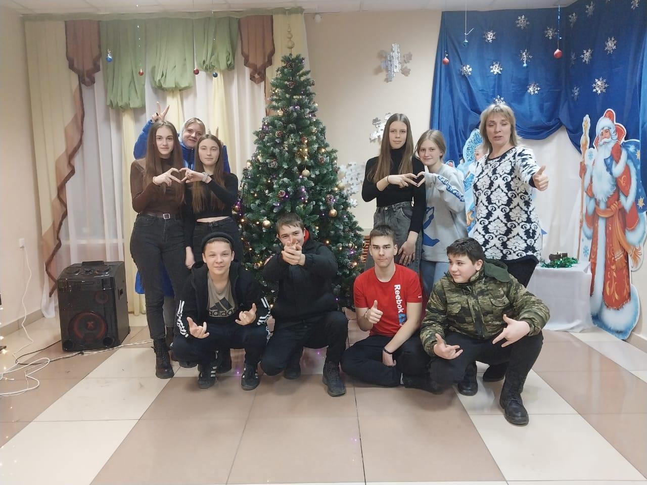 Познавательная программа «Новый год в кино и в жизни»