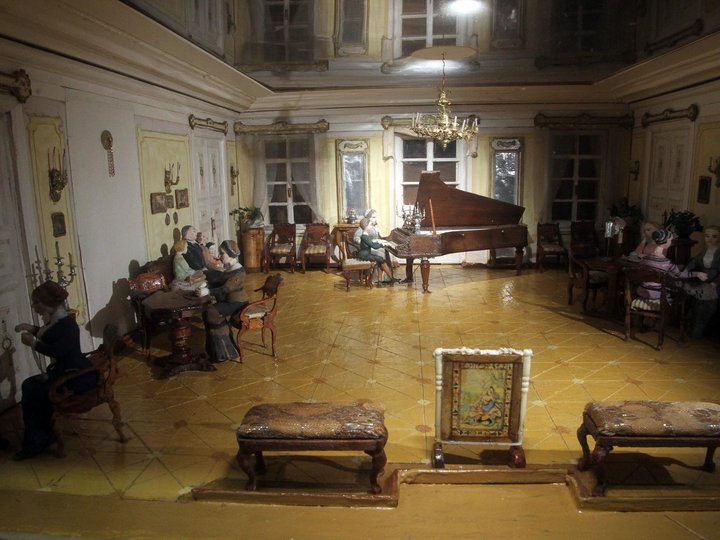 Экспозиции Дома-музея П. И. Чайковского