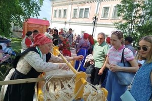 Программа «Кулеткачество: ремесло по изготовлению мешков из лыка»