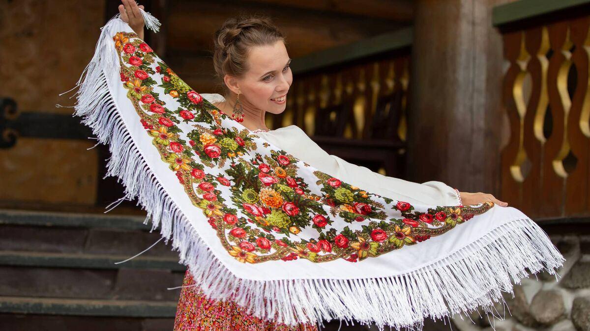 Фольклорная программа «Русский платок - сердцу милок»