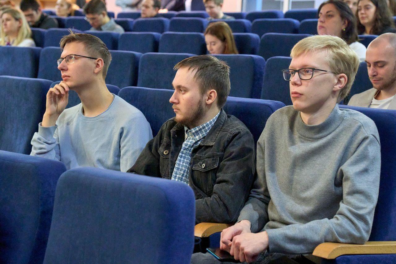 Вечер чтений «Защитник родины и мира»