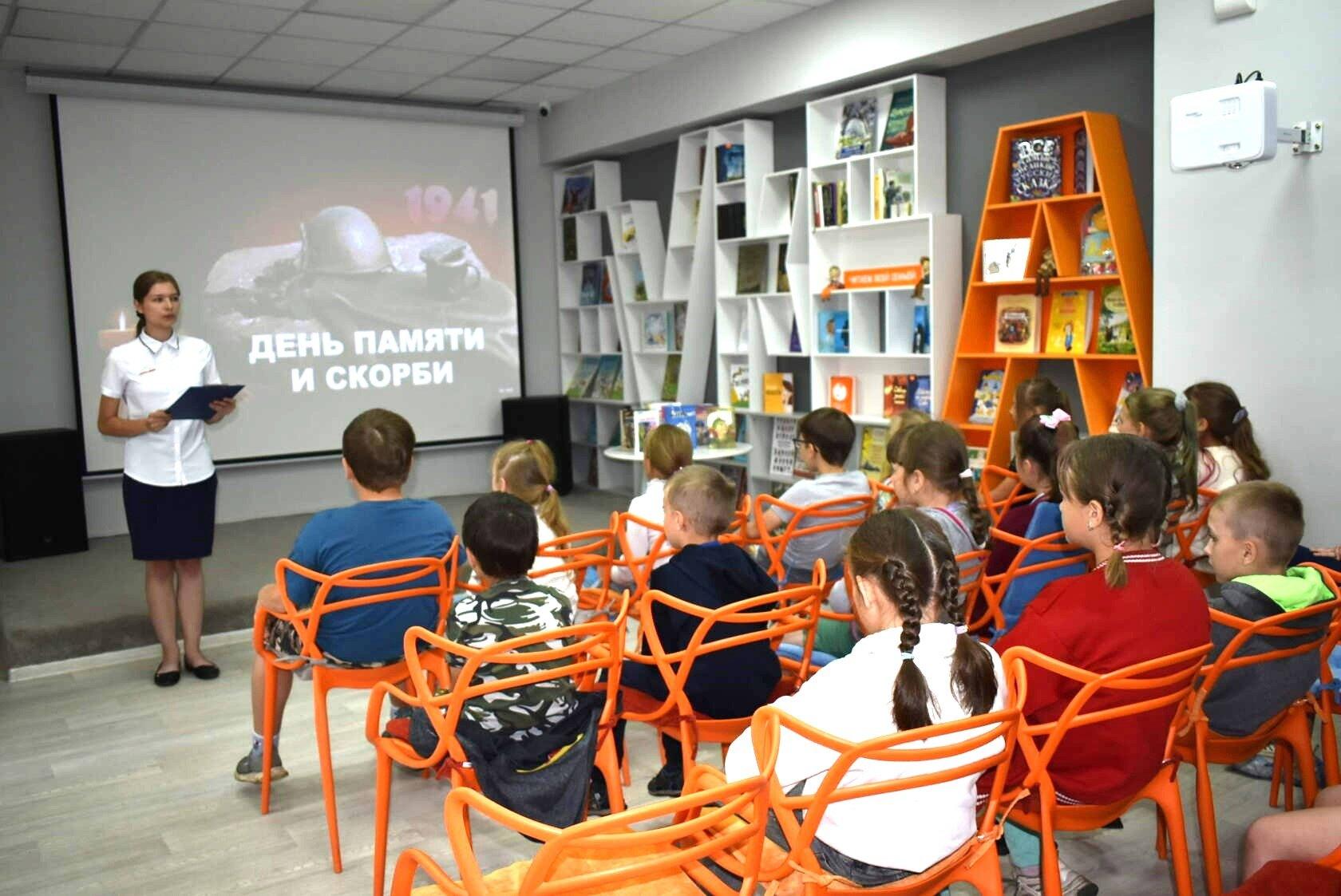 Историческое досье «От советского информбюро»
