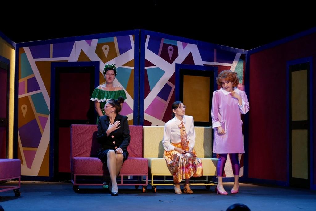 Спектакль «Люблю обеих»