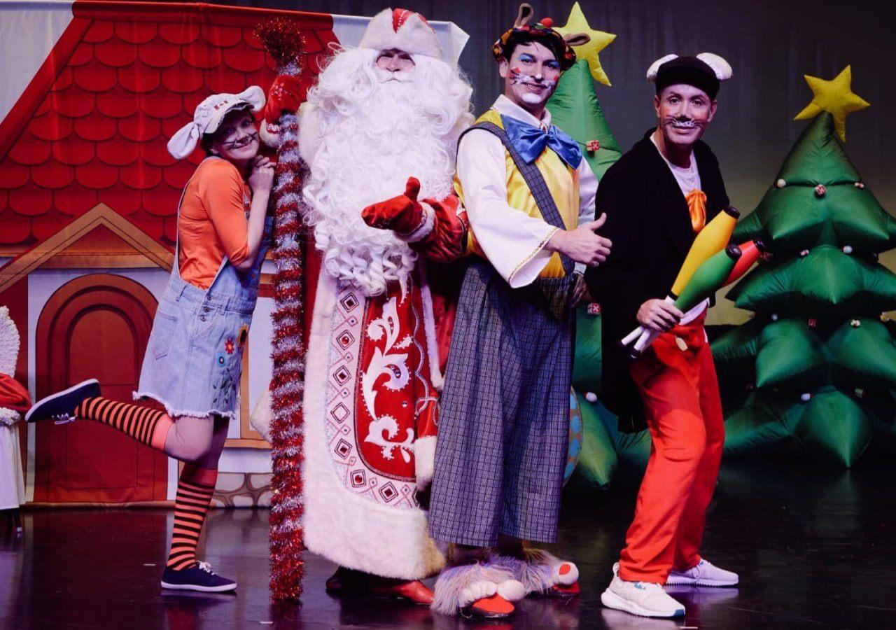 Спектакль «Новогодние приключения кота Леопольда»