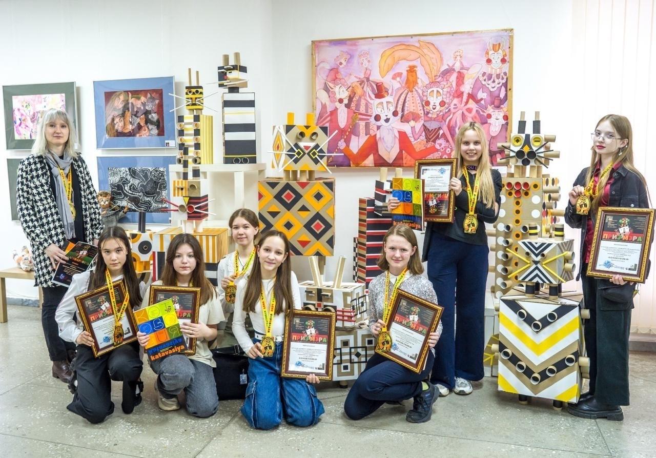 Выставка детского юмористического творчества «Котовасия»