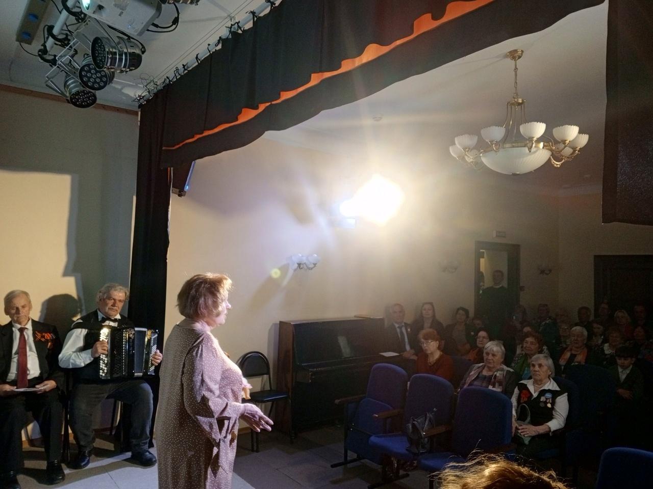 Литературно-музыкальный концерт «Родина – центр земли»