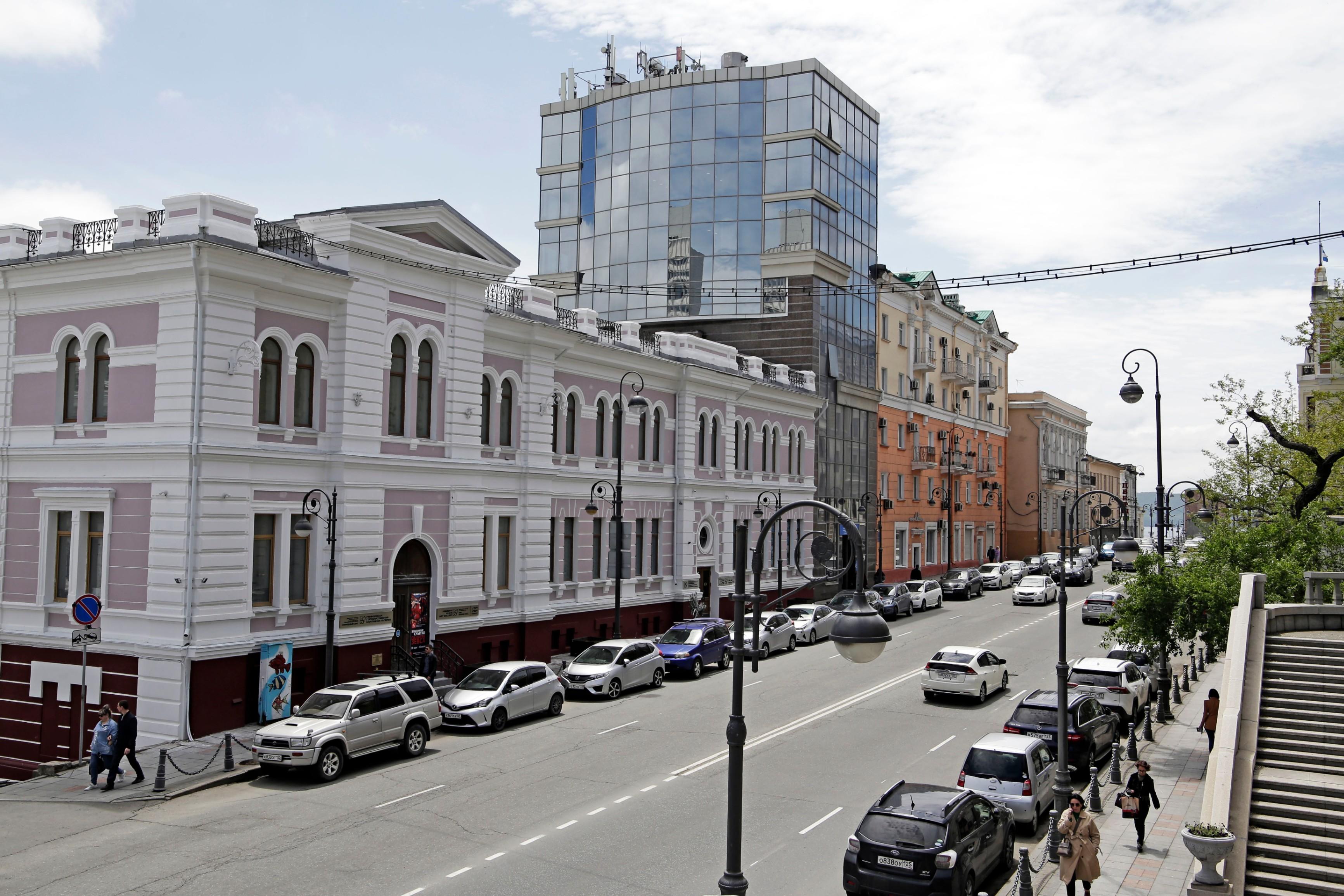 Приморская государственная картинная галерея