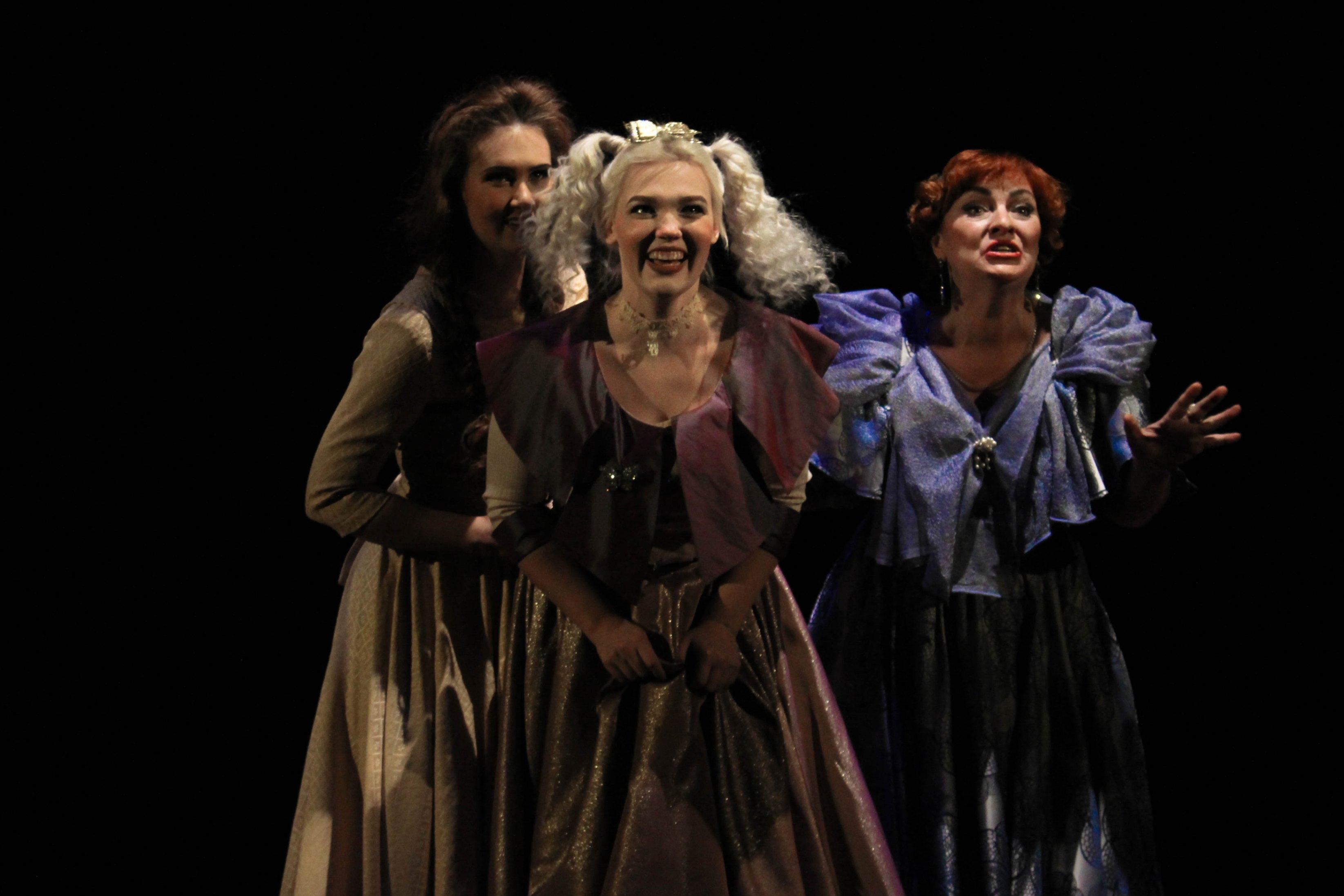 Спектакль «Все хорошо, что хорошо кончается»