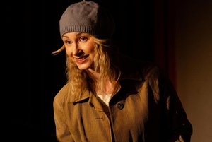 Моноспектакль «Школа дурочек»