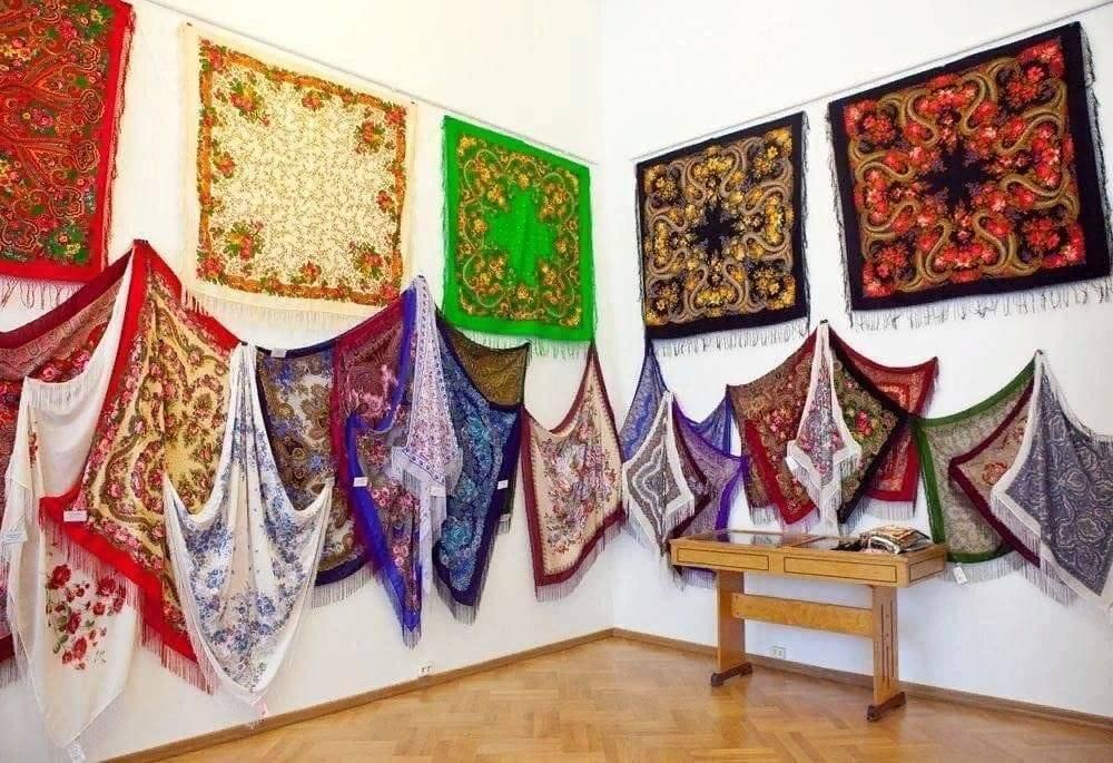 Познавательный час «Платок – отражение души народа»