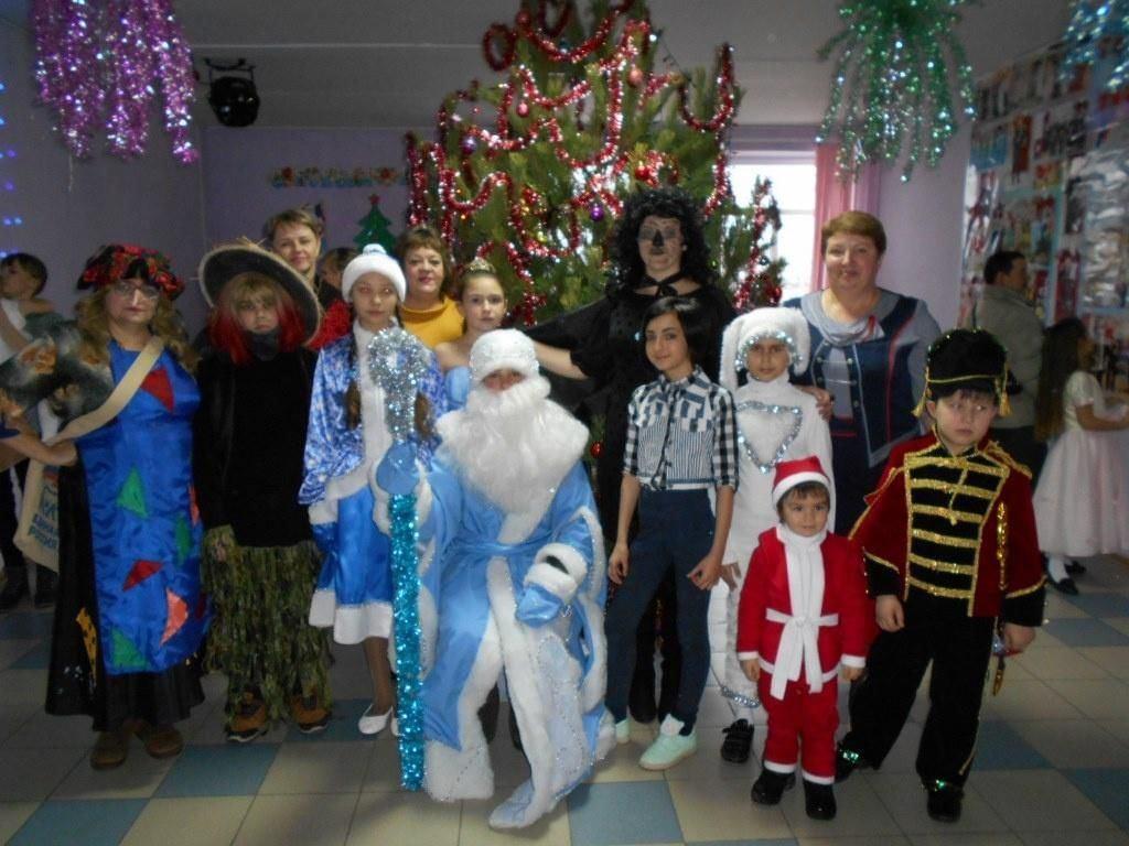 Программа «В Новый год за сказками»