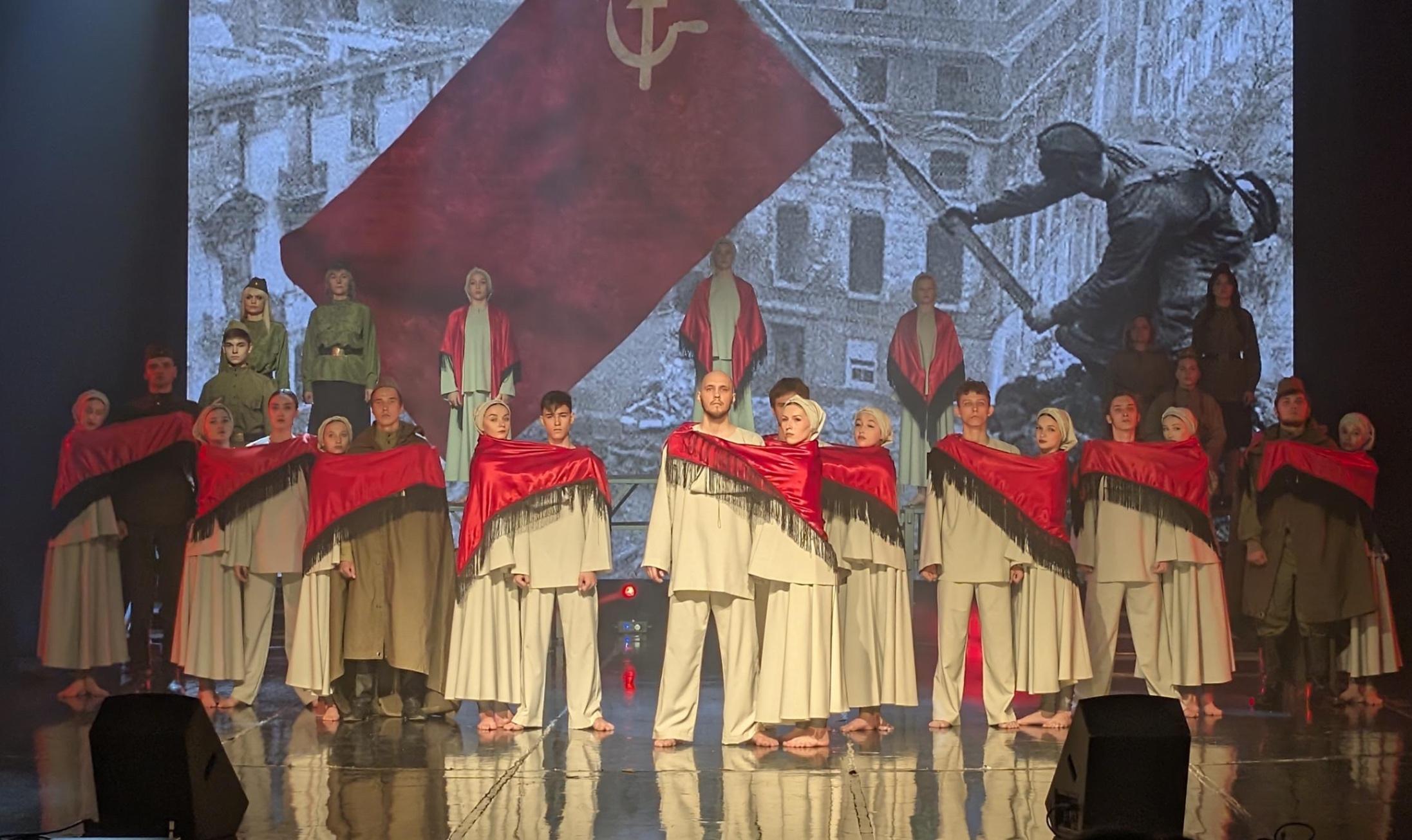 Спектакль «Ленинградский щелкунчик»