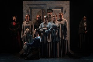 Спектакль «Романовы»