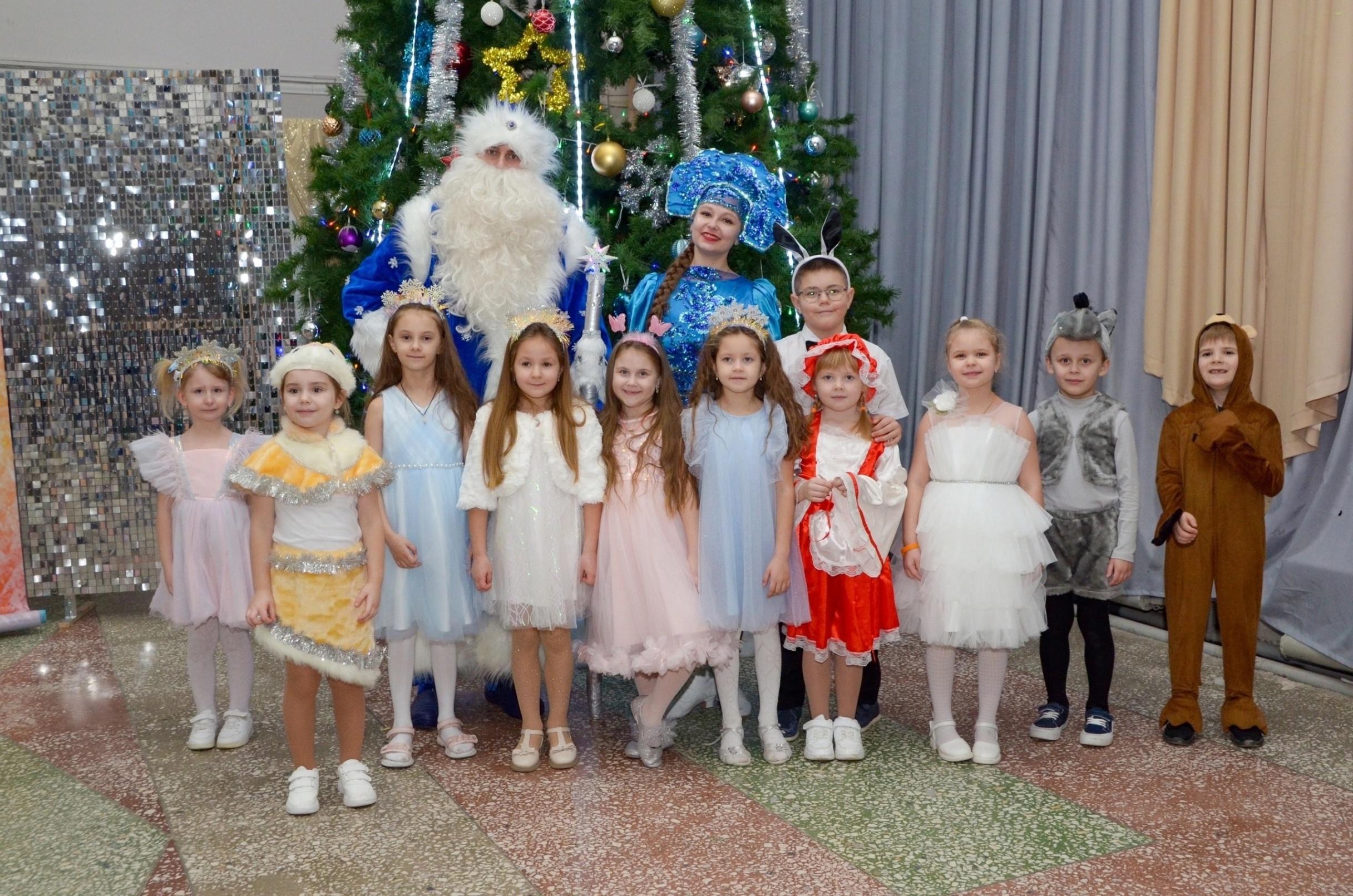 Программа «Яркая жизнь елочных игрушек»