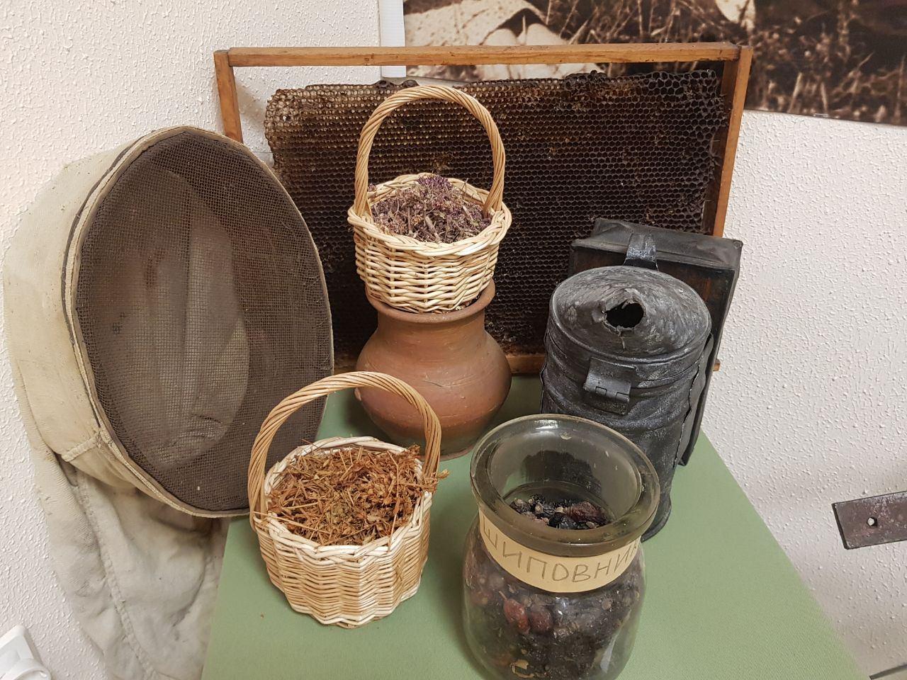 Всё для фронта!