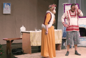 Спектакль «Ирония избы, или С нелегким паром!»