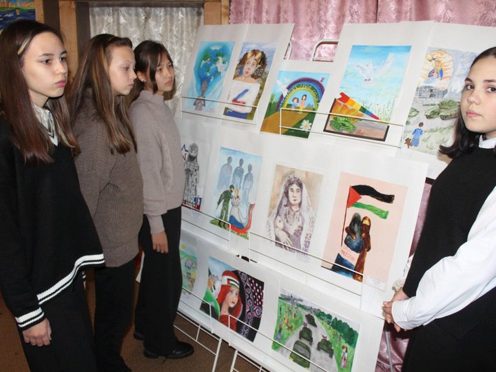 Выставка «Я рисую Донбасс, я рисую Пакистан»