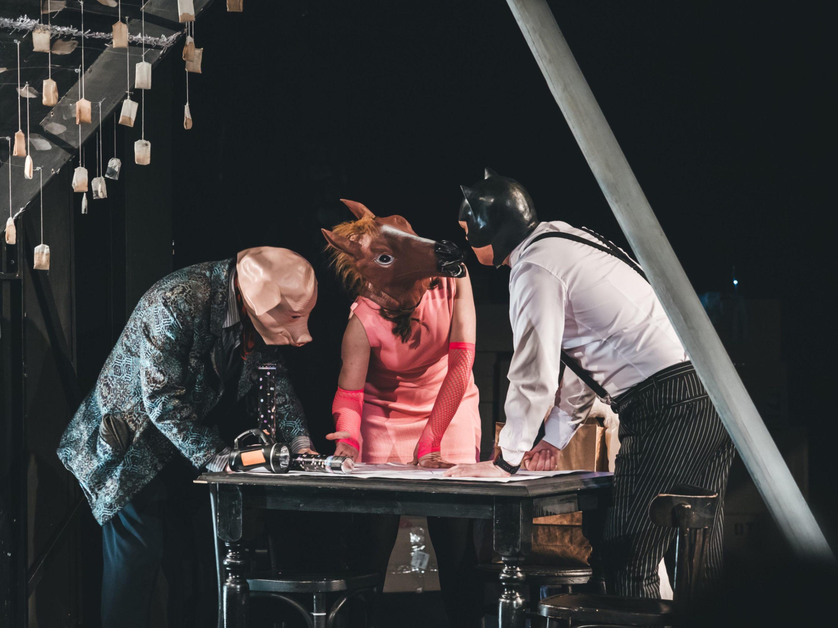 Спектакль «Косые угодники»