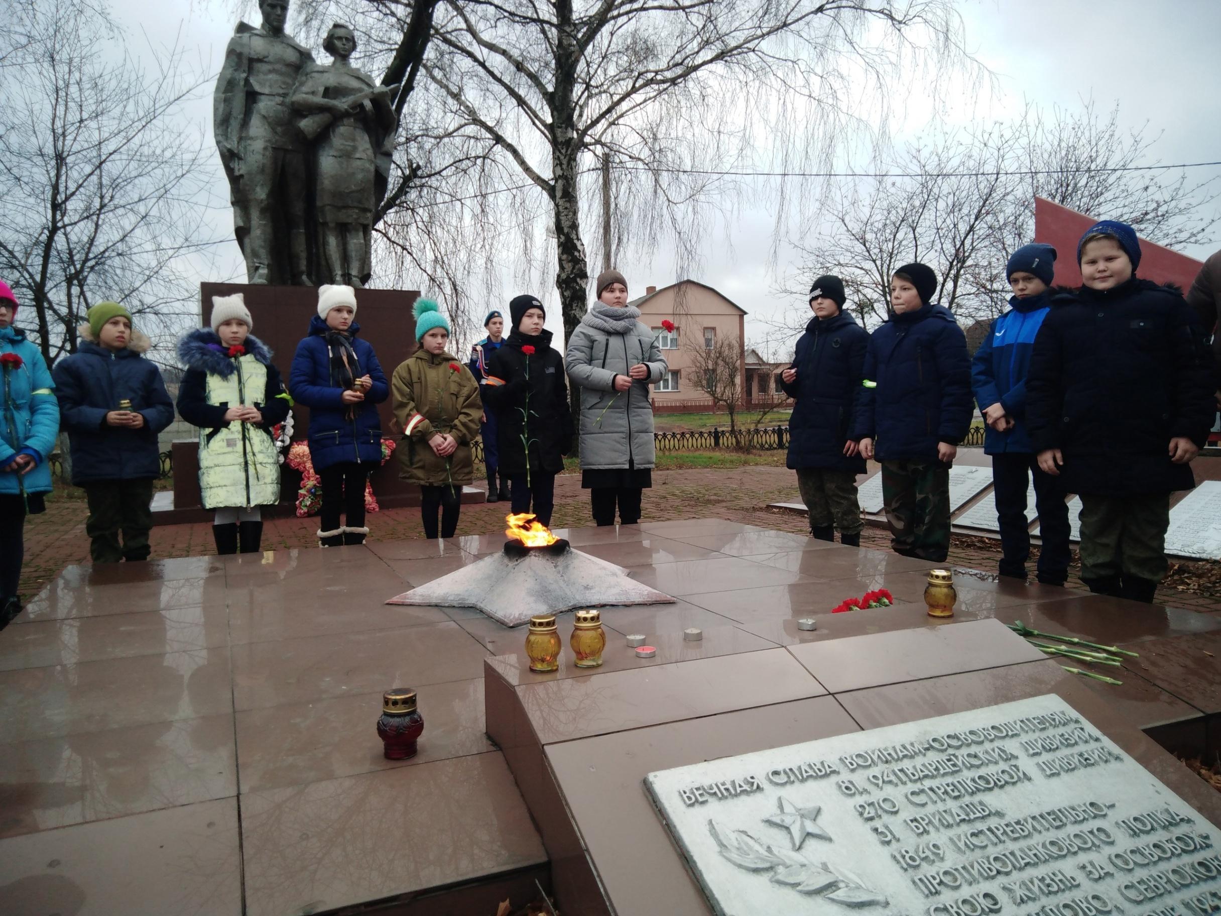 Акция «Чтим подвиги и славу дней минувших»