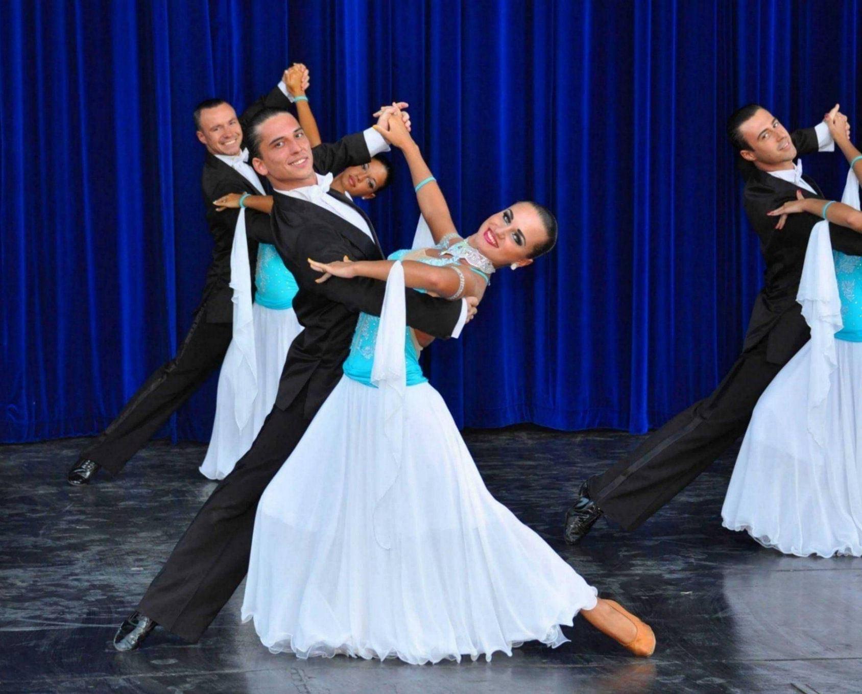 Мастер-класс «Вальс на выпускной»