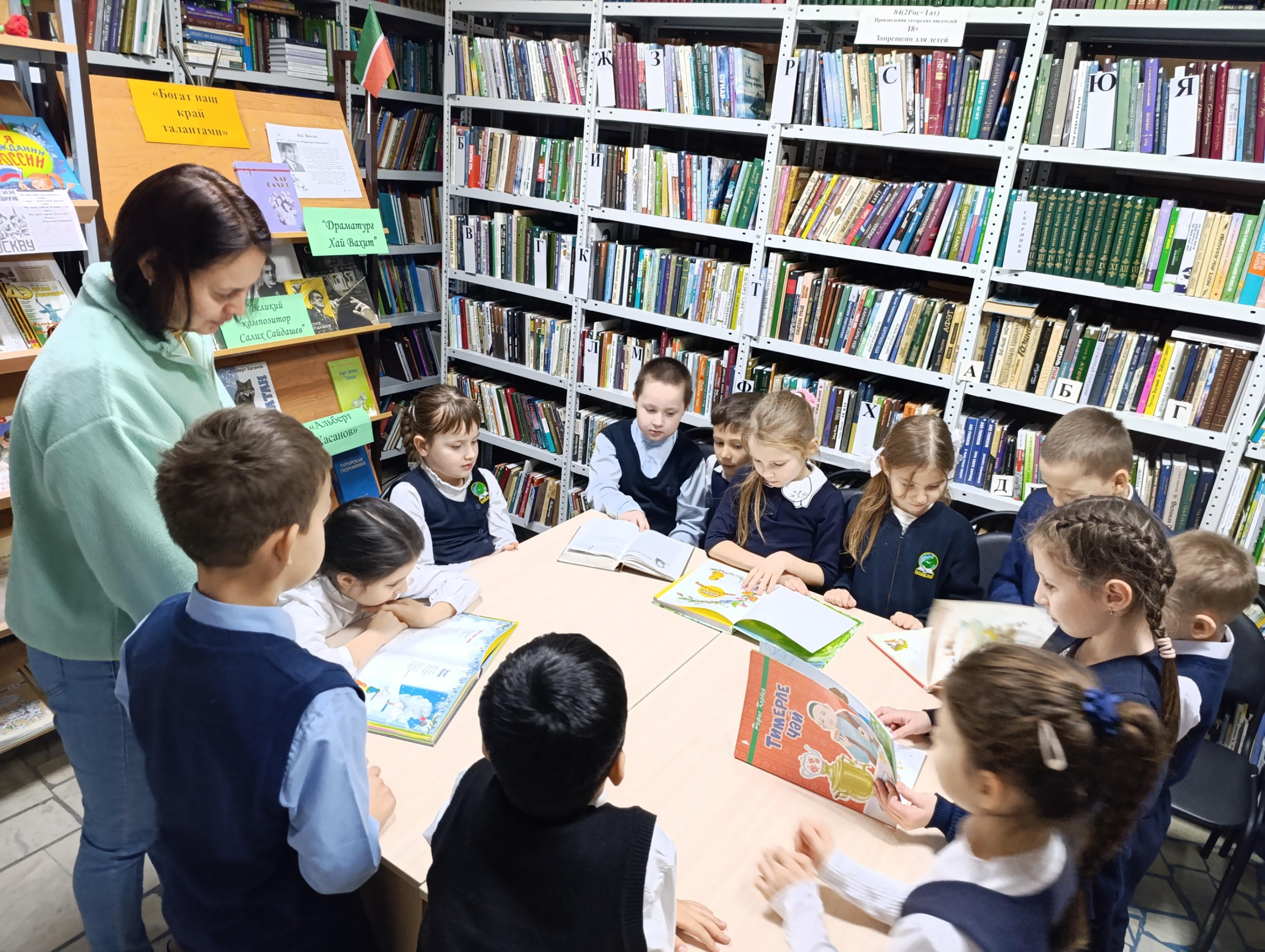 Творческий час - «Солнышко улыбается нам»