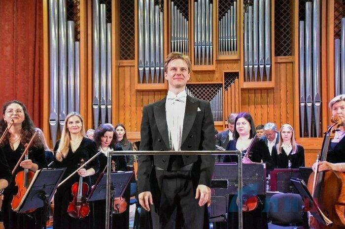 Трансляция концерта «Сказки с оркестром»