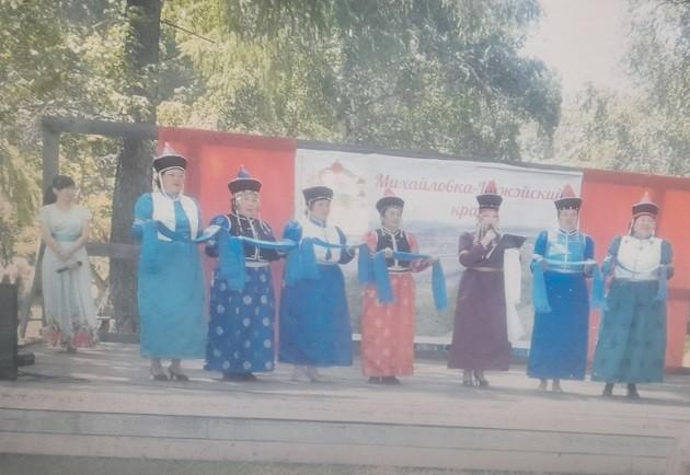 Праздник села «На свете много улиц разных...»