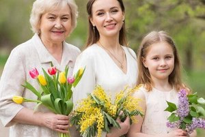 «8 Марта – день чудесный»