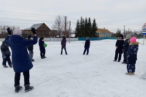 Спортивно- игровая программа «Любимая игра!»