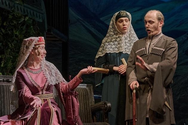 Спектакль «Ханума»