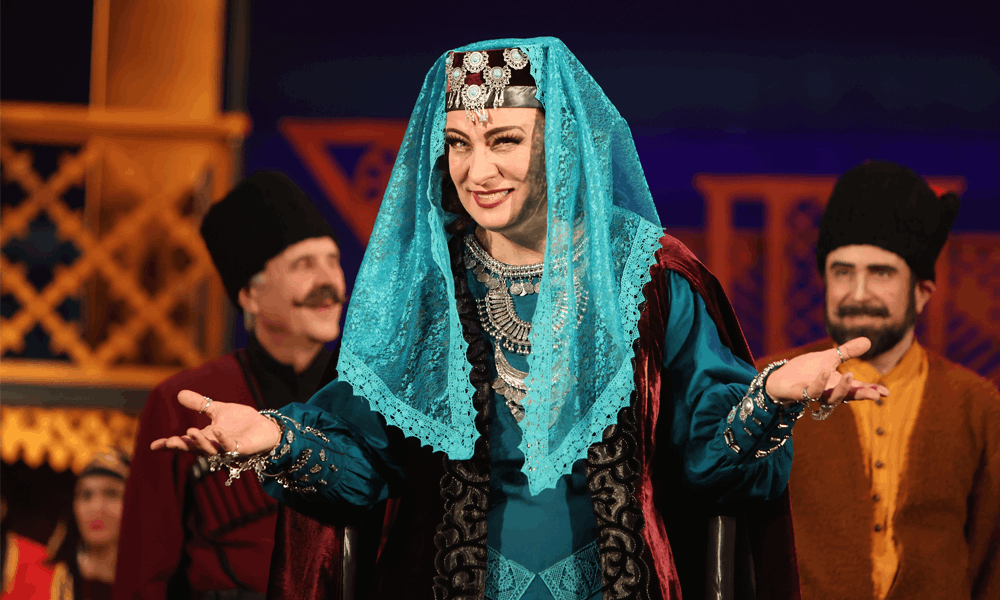 Спектакль «Ханума»