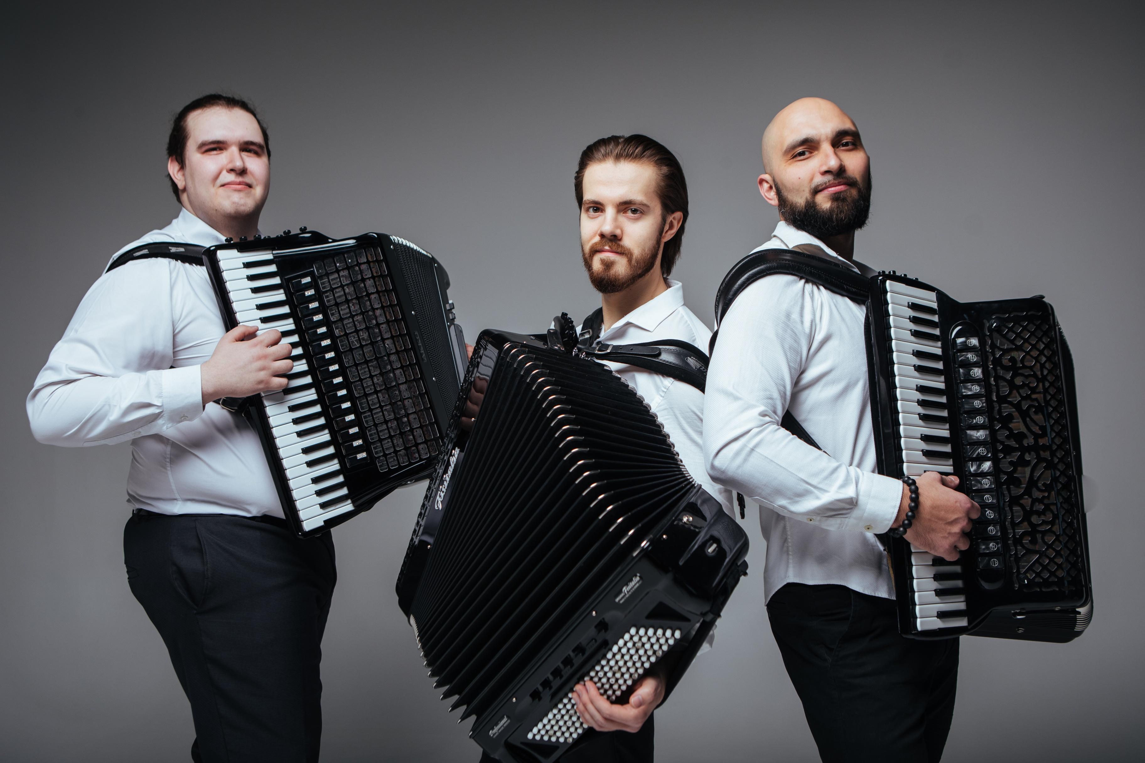 Концерт «Обнимая Сибирь»