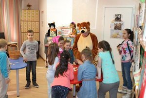 Экологическая игра «У медведя во бору»