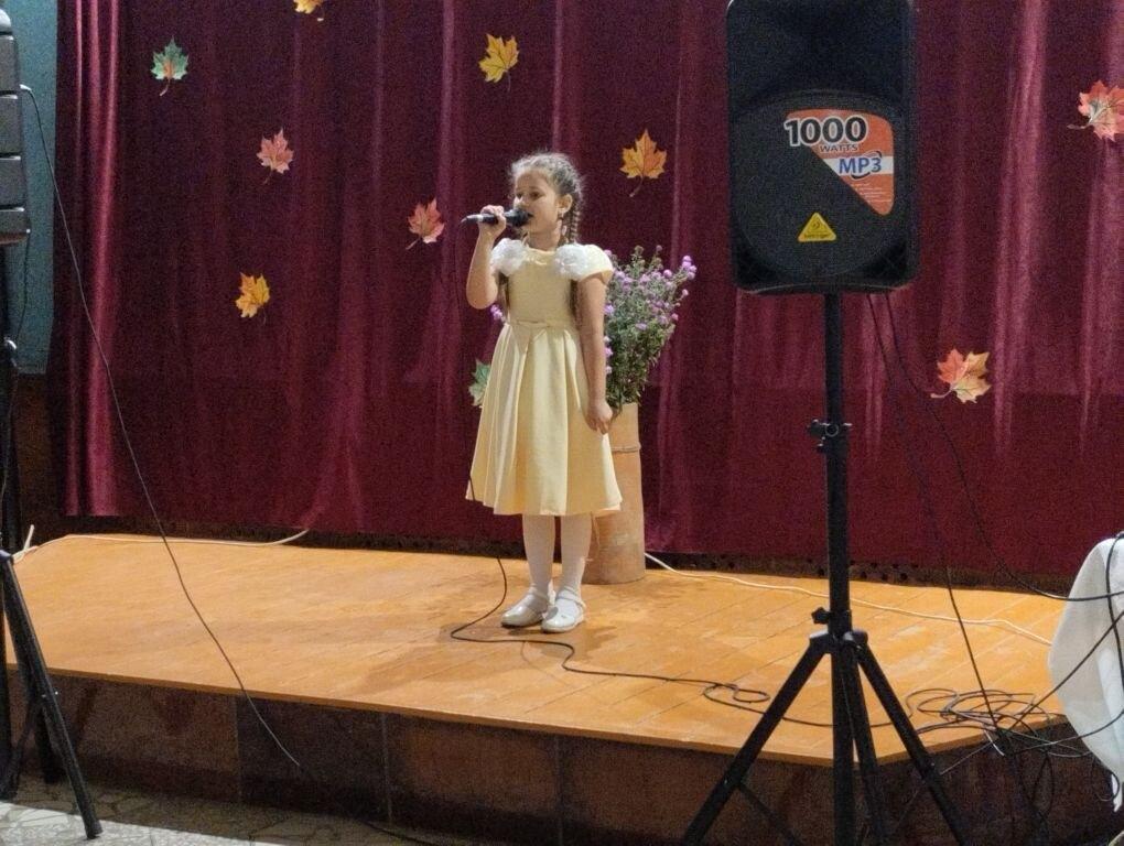 Праздничный концерт«Для тех, чью осень не покинула весна»