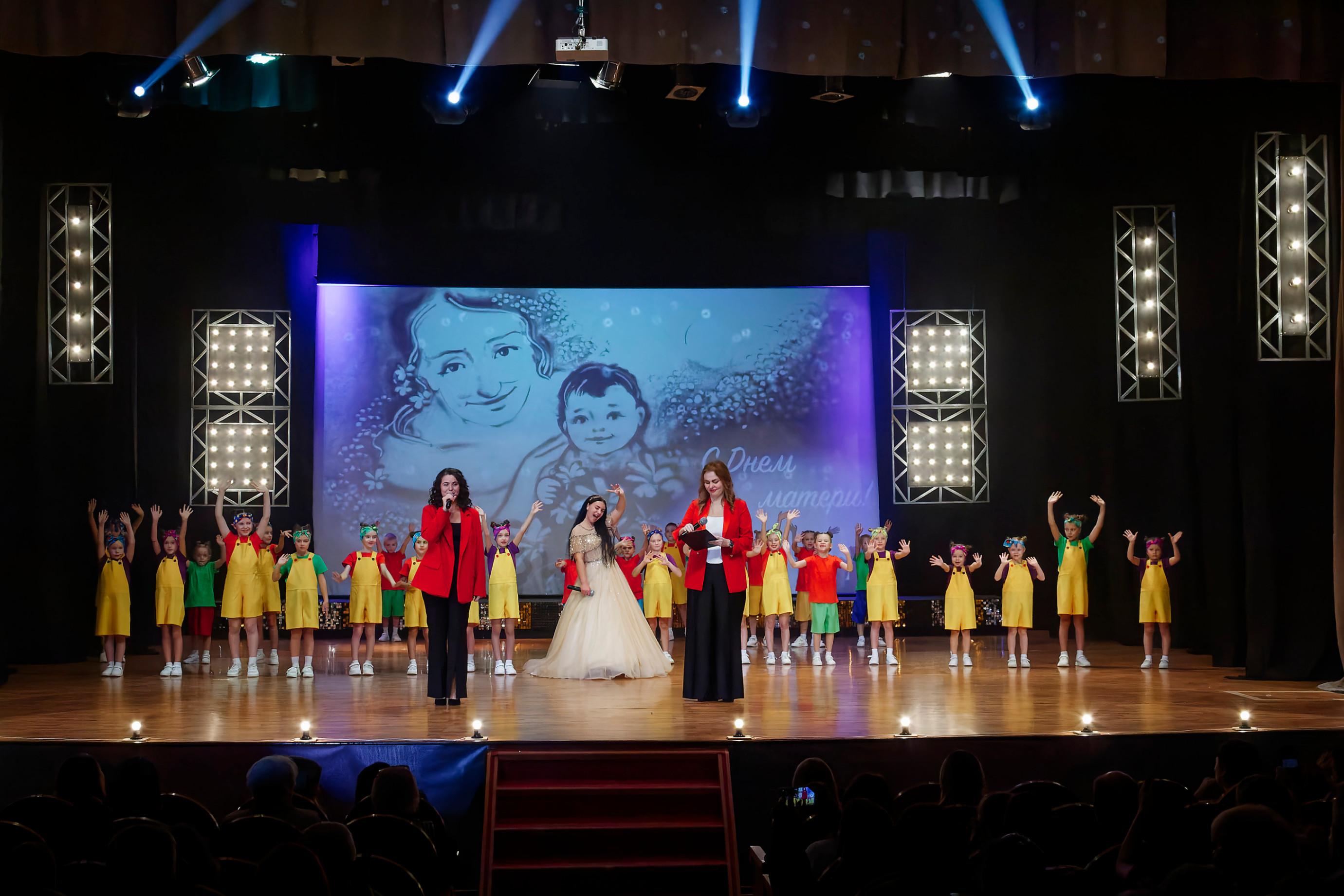 Концерт «Мамин хит-парад»