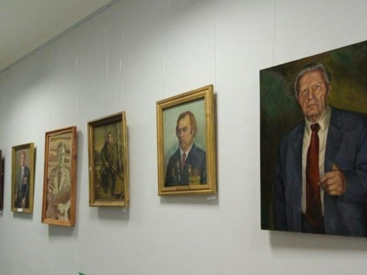 Выставка «Мужской портрет в работах михайловских художников»