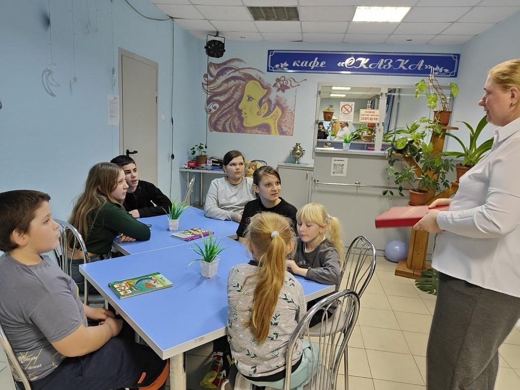 Интеллектуально-познавательная программа «Умники и умницы»