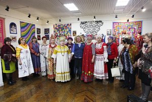 Выставка «Рукотворные чудеса»