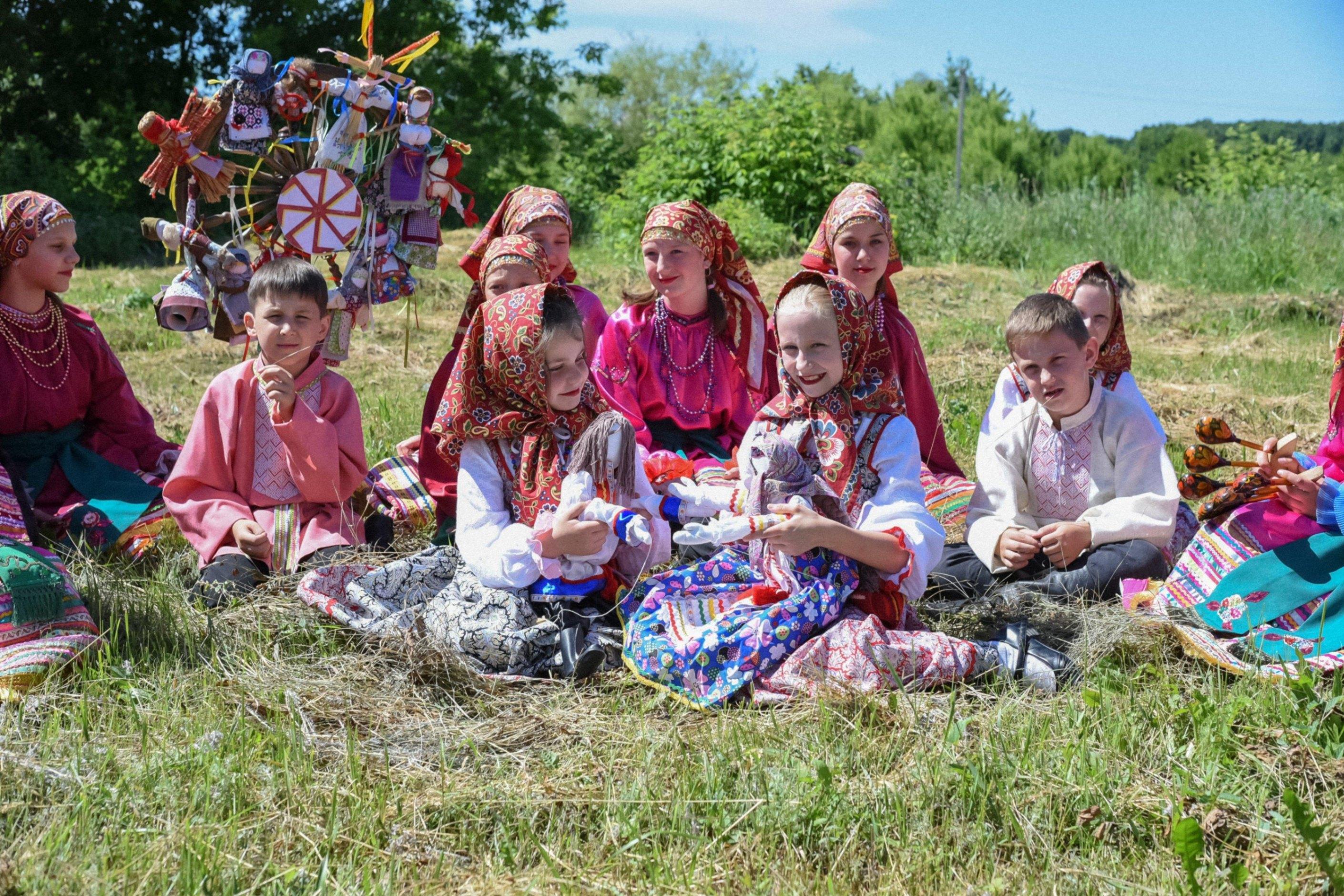 Единый день фольклора прошел. Фольклор. Единый день фольклора. Фольклорный час мероприятия. Русский фольклор.