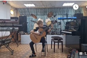 «Особенности применения приёмов игры и способов звукоизвлечения в классе гитары