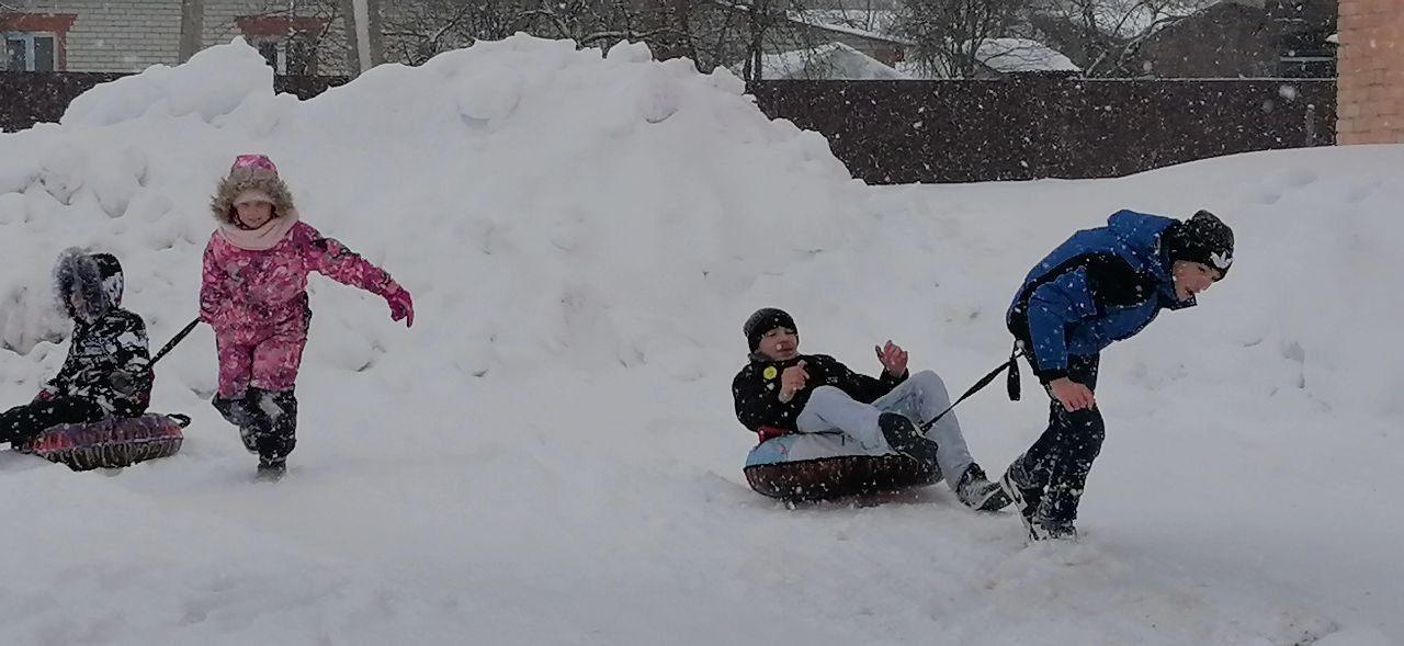 Игровая программа «Ура, Зима пришла!»