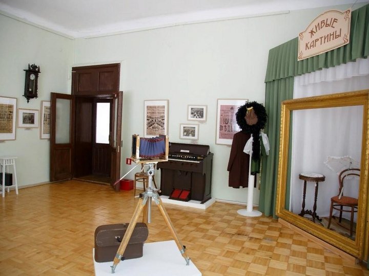 <small>Автор: Сарапульский музей-заповедник.</small> <small>Источник: www.museumsarapul.ru.</small>