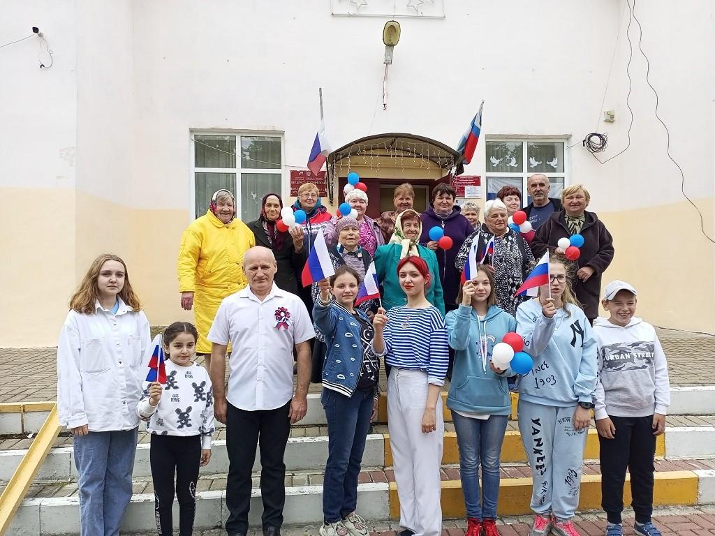 Праздничная программа «Россия – Родина моя»