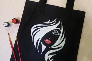 Мастер-класс «Роспись сумки-шопера»